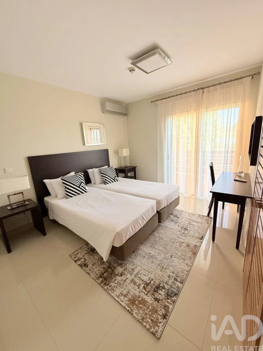 Apartamento T3 para Venda em Alcantarilha e Pêra Foto 10