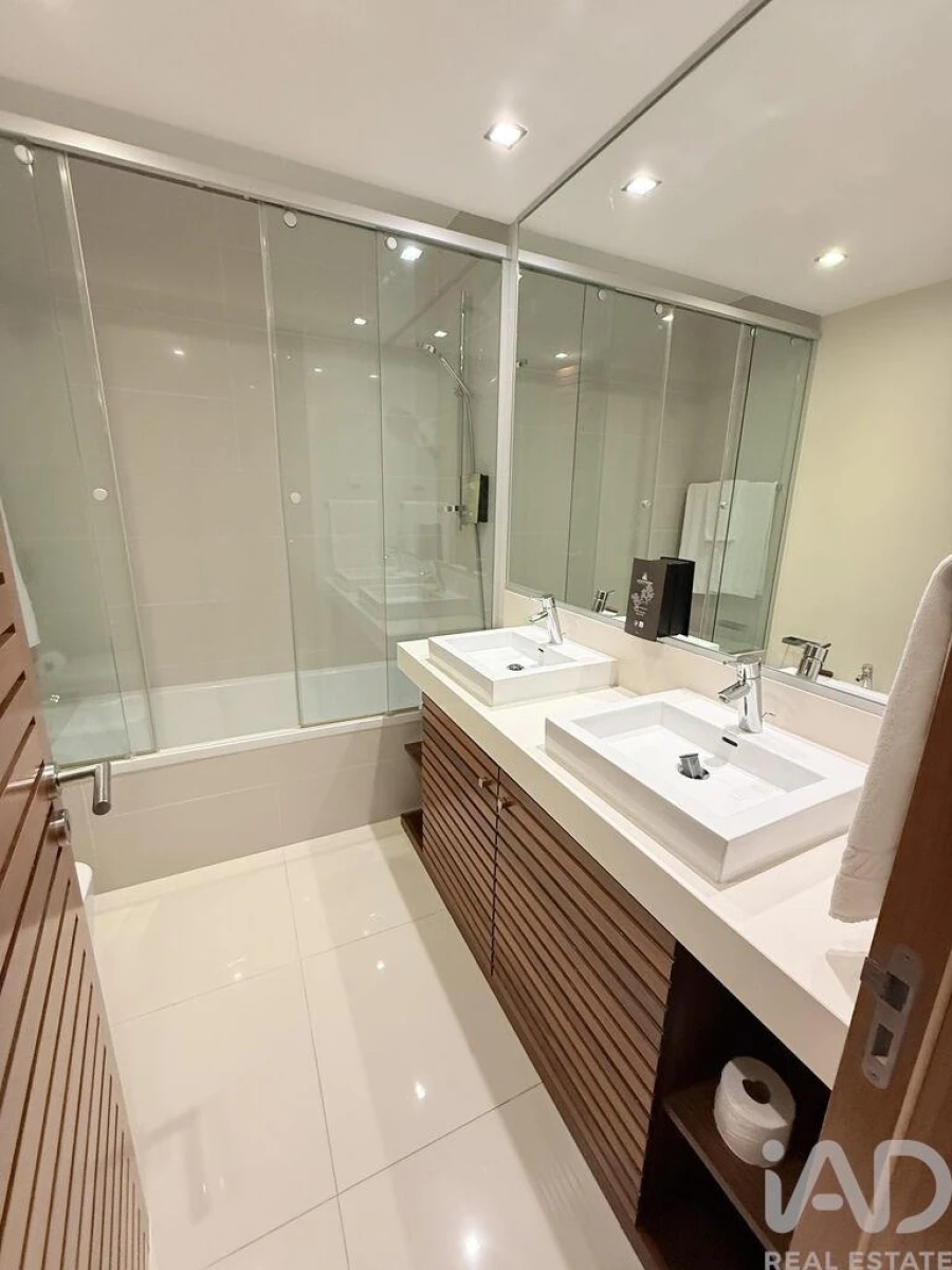 Apartamento T3 para Venda em Alcantarilha e Pêra Foto 9