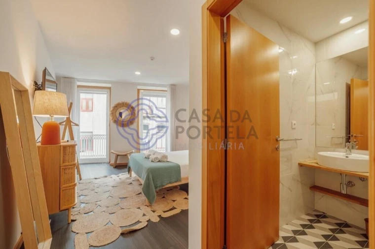 Prédio para Venda em Cedofeita, Santo Ildefonso, Sé, Miragaia, São Nicolau e Vitória Foto 12