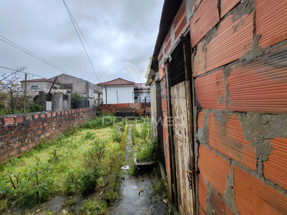 Moradia para Venda em Oliveira do Douro Foto 4