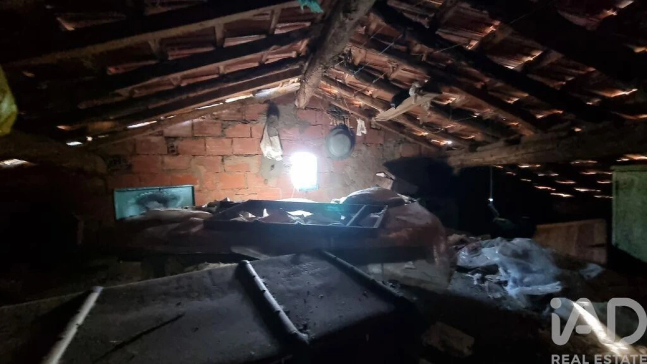 Moradia T2 para Venda em Vale de Azares Foto 16