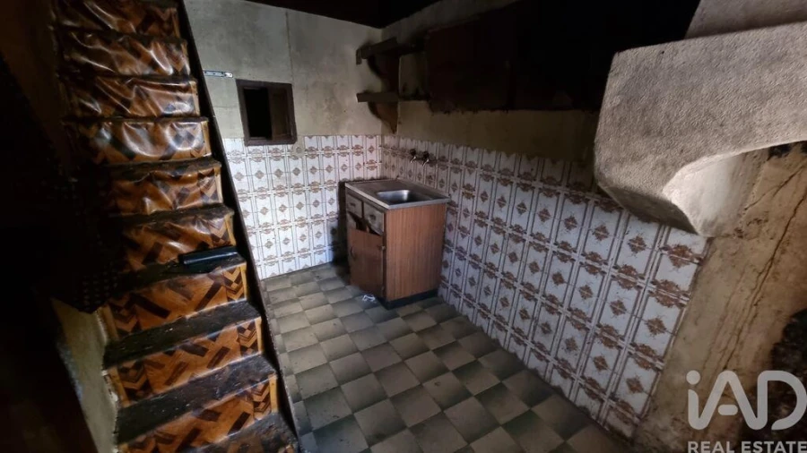 Moradia T2 para Venda em Vale de Azares Foto 9