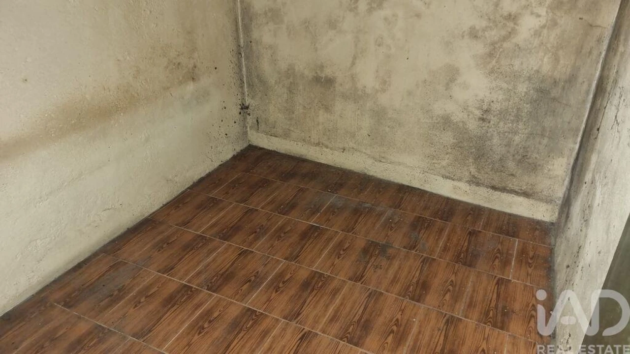 Moradia T2 para Venda em Vale de Azares Foto 13