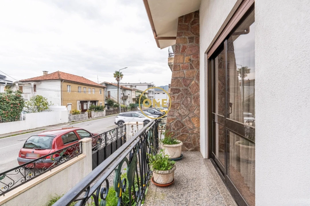 Moradia T5 para Venda em Santo Tirso, Couto (Santa Cristina e São Miguel) e Burgães Foto 35