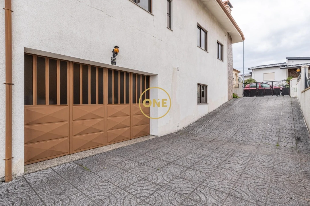 Moradia T5 para Venda em Santo Tirso, Couto (Santa Cristina e São Miguel) e Burgães Foto 31