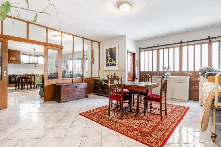 Moradia T5 para Venda em Santo Tirso, Couto (Santa Cristina e São Miguel) e Burgães Foto 3