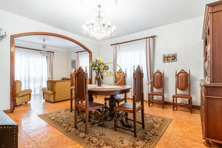 Moradia T5 para Venda em Santo Tirso, Couto (Santa Cristina e São Miguel) e Burgães Foto 10