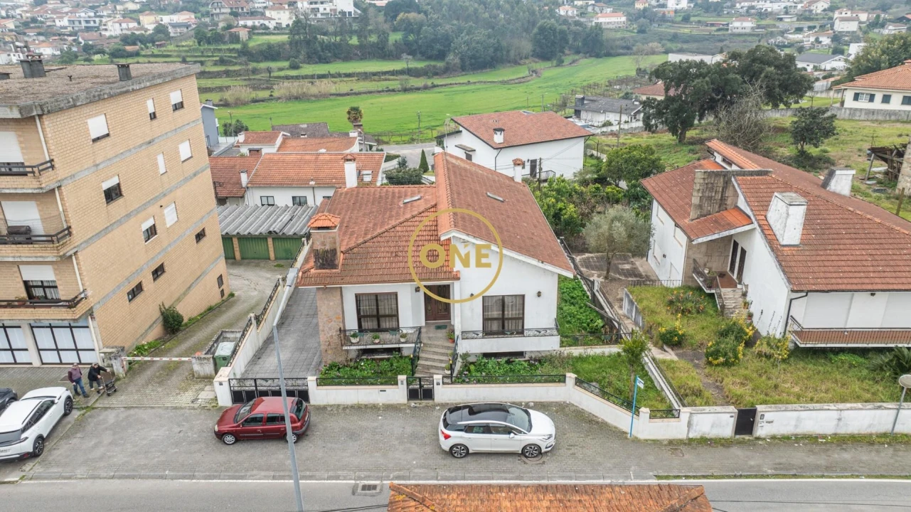 Moradia T5 para Venda em Santo Tirso, Couto (Santa Cristina e São Miguel) e Burgães Foto 38