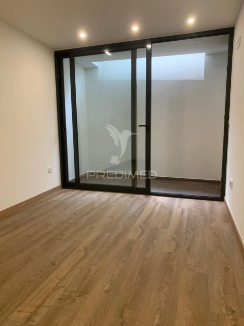 Apartamento T2 para Venda em Cedofeita, Santo Ildefonso, Sé, Miragaia, São Nicolau e Vitória