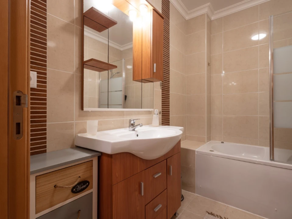 Apartamento T2 para Venda em Buarcos Foto 9