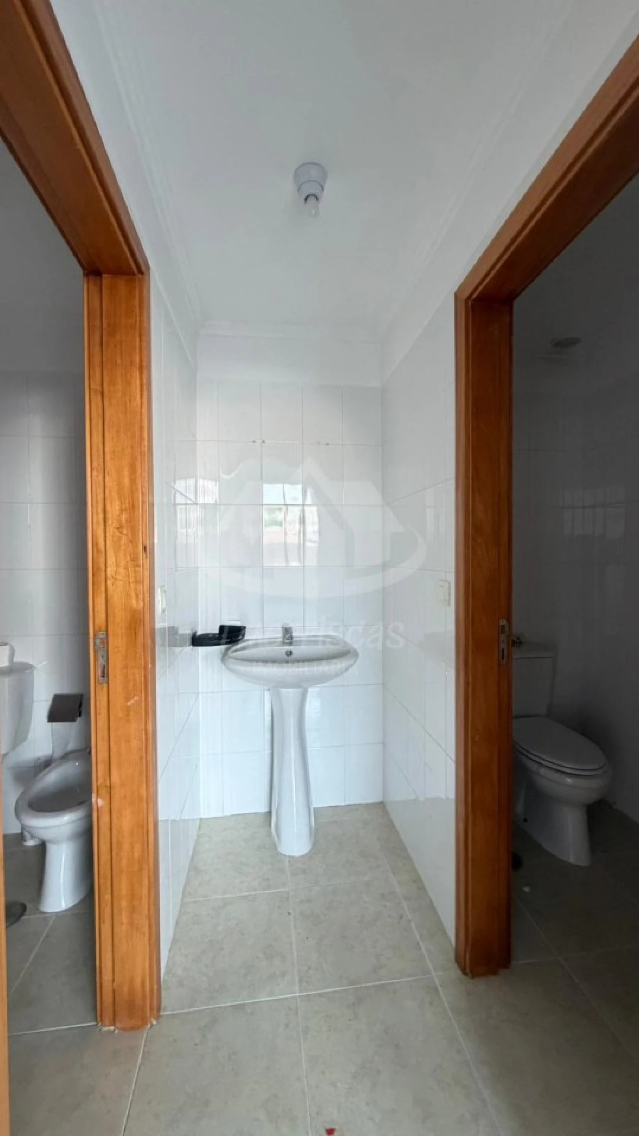 Loja para Arrendamento em Póvoa de Santa Iria e Forte da Casa Foto 14