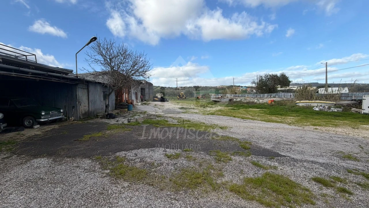 Terreno Agricola ou Rústico para Arrendamento em Santo Antão e São Julião do Tojal Foto 9