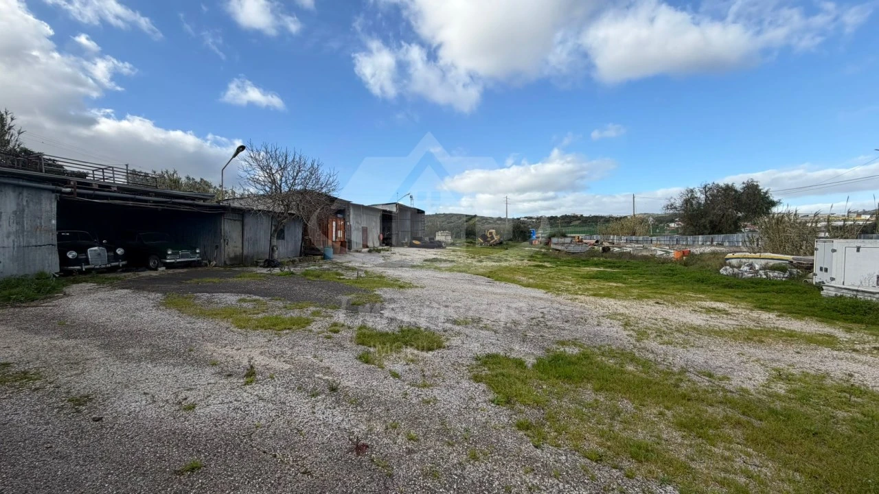 Terreno Agricola ou Rústico para Arrendamento em Santo Antão e São Julião do Tojal Foto 12
