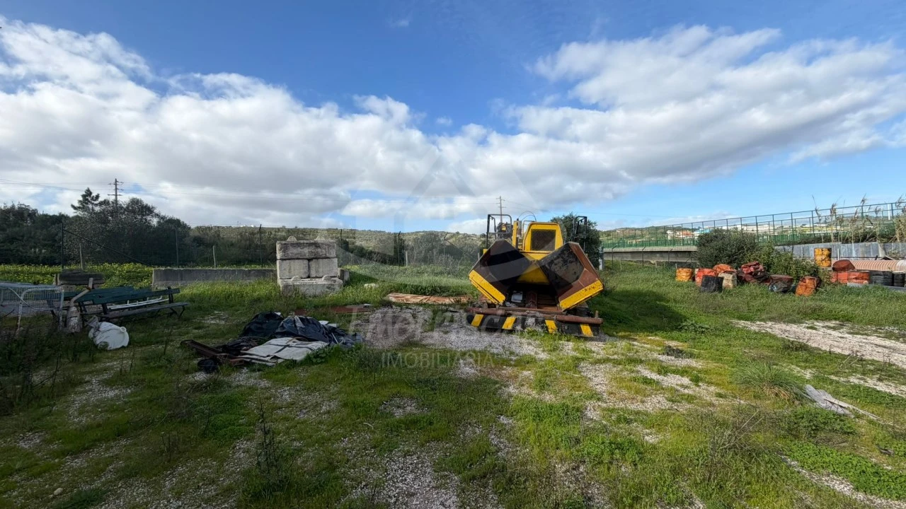 Terreno Agricola ou Rústico para Arrendamento em Santo Antão e São Julião do Tojal Foto 19