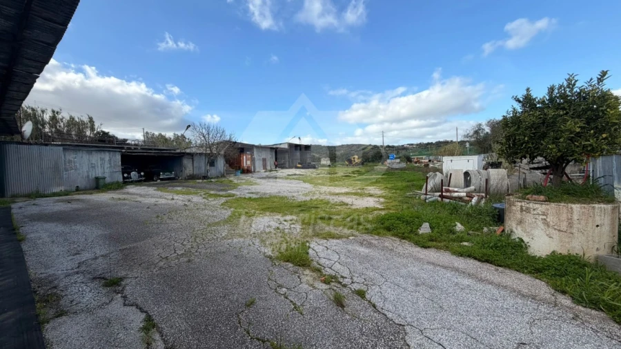 Terreno Agricola ou Rústico para Arrendamento em Santo Antão e São Julião do Tojal Foto 10