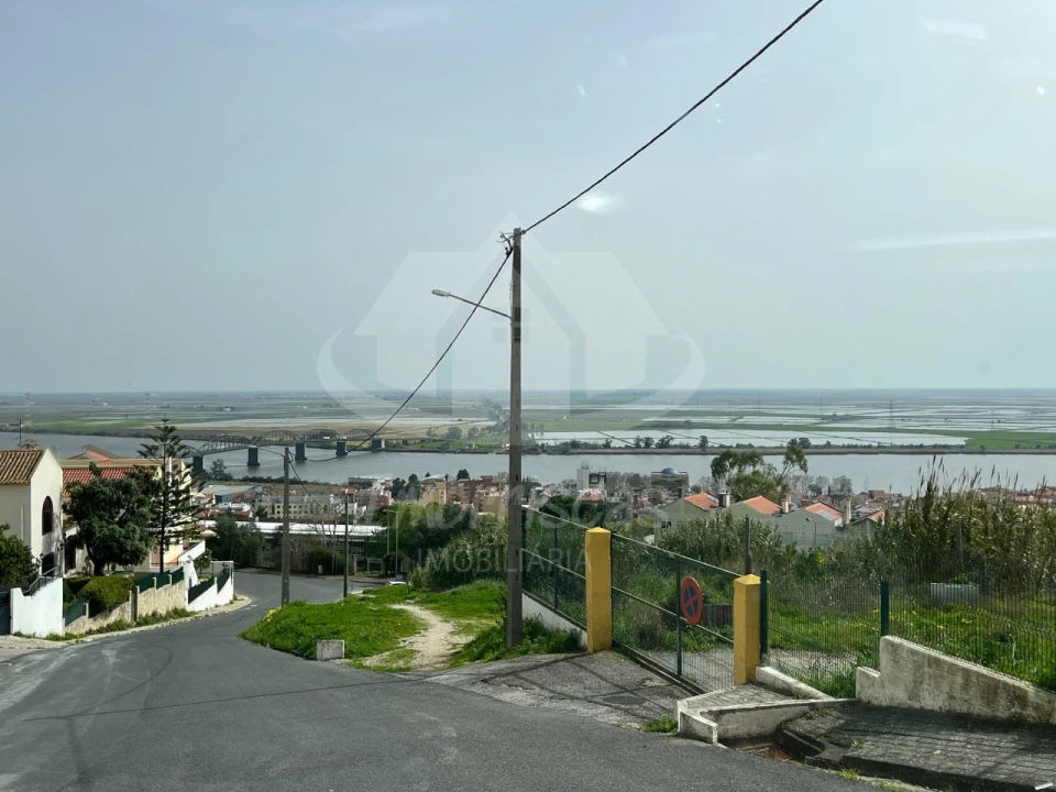 Moradia T5 para Venda em Vila Franca de Xira Foto 70