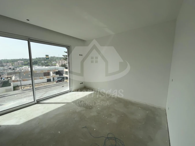 Moradia T5 para Venda em Vila Franca de Xira Foto 51