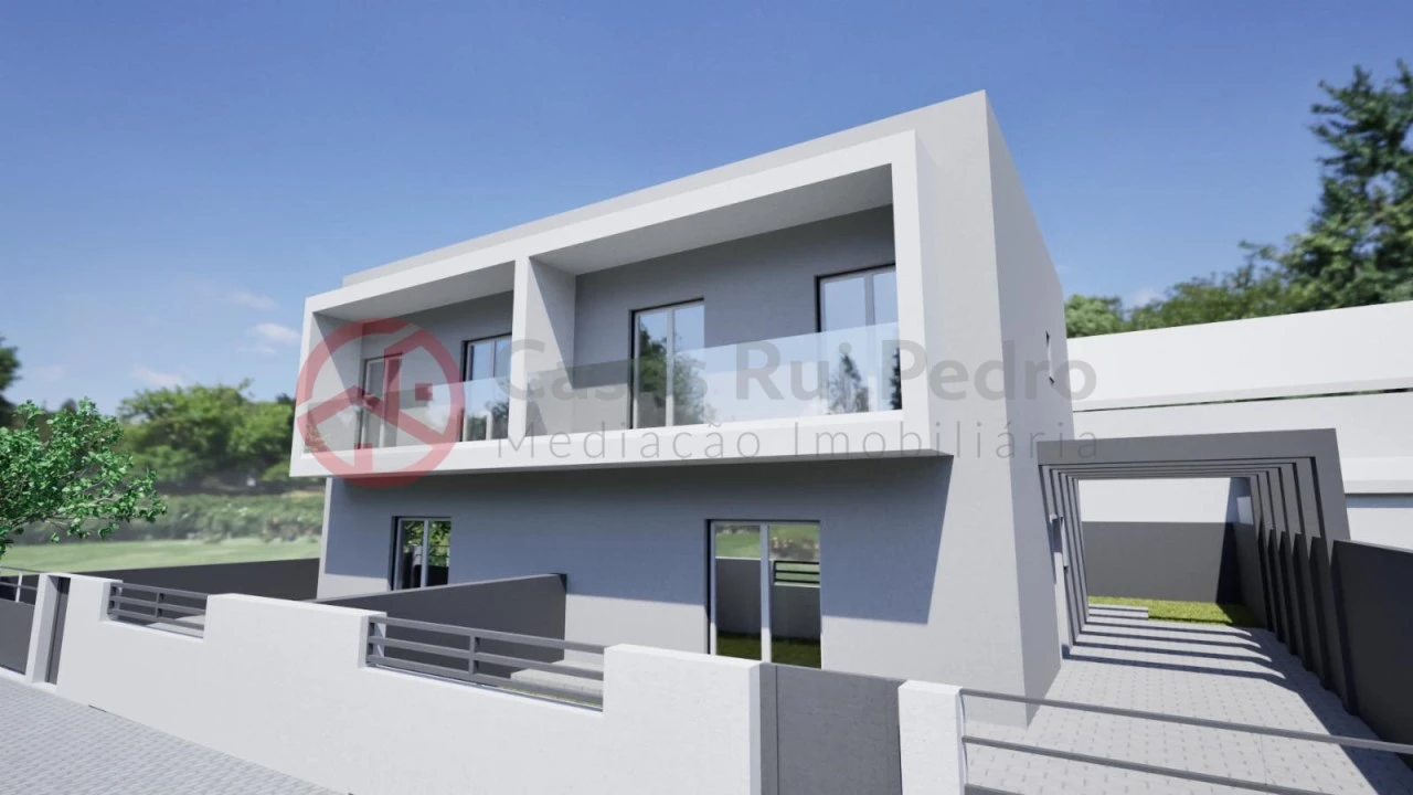 Moradia T4 para Venda em Fernao Ferro Foto 33