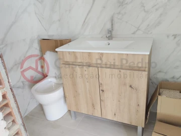 Moradia T4 para Venda em Fernao Ferro