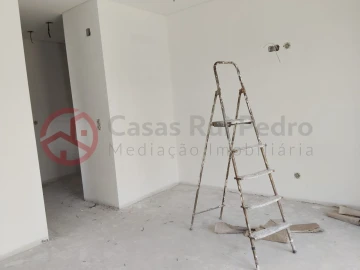 Moradia T4 para Venda em Fernao Ferro