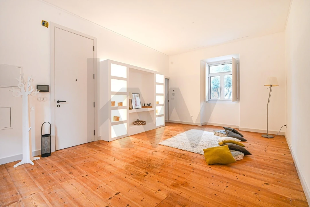 Apartamento T3 para Venda em Queluz e Belas Foto 3