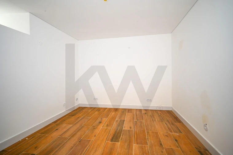 Apartamento T3 para Venda em Queluz e Belas Foto 31