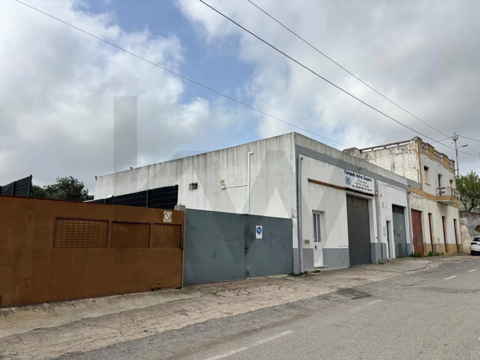 Negócio para Venda em Loule (São Sebastião) Foto 1