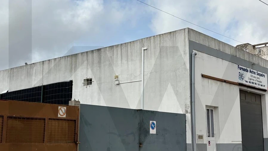 Negócio para Venda em Loule (São Sebastião)