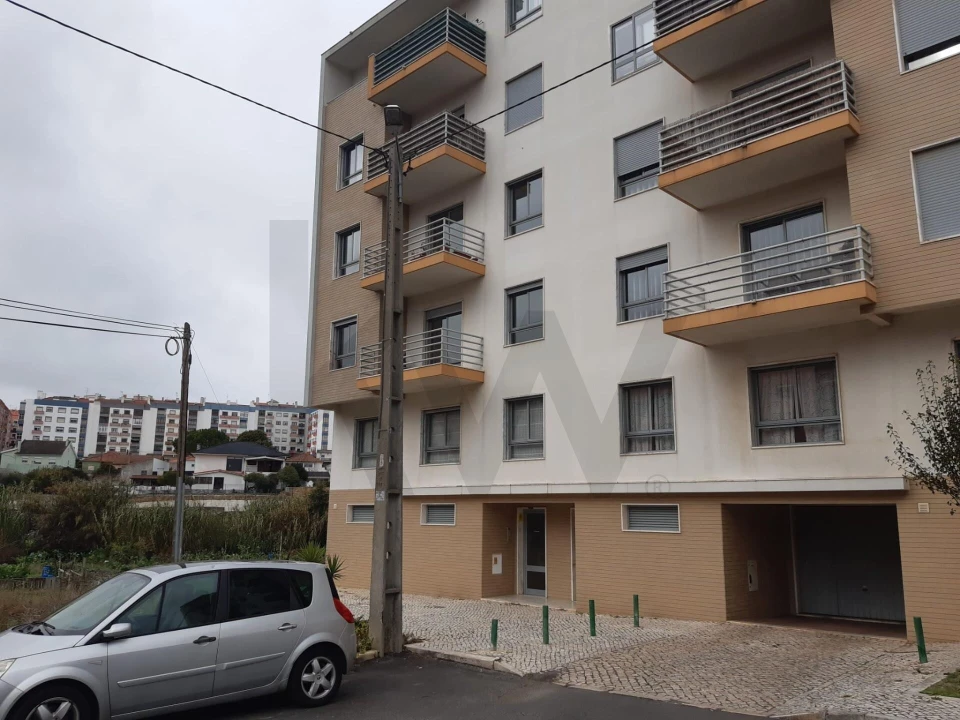 Terreno para Venda em Agualva e Mira-Sintra Foto 4