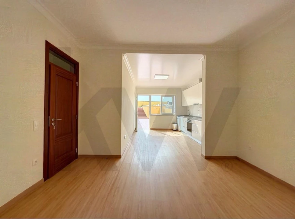 Moradia T3 para Arrendamento em Azambujeira e Malaqueijo Foto 2