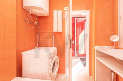 Apartamento T2 para Arrendamento em Santo António
