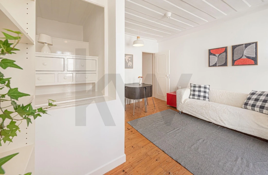 Apartamento T2 para Arrendamento em Santo António Foto 4