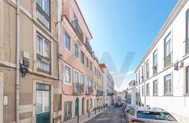 Apartamento T2 para Arrendamento em Santo António Foto 24