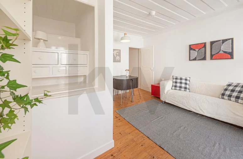 Apartamento T2 para Arrendamento em Santo António Foto 4