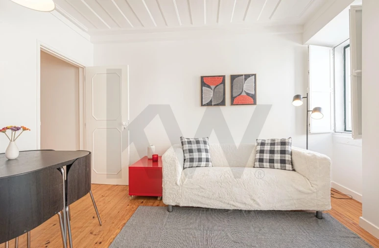 Apartamento T2 para Arrendamento em Santo António Foto 3