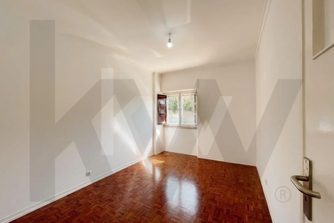 Apartamento T1 para Arrendamento em Algés, Linda-A-Velha e Cruz Quebrada-Dafundo Foto 25