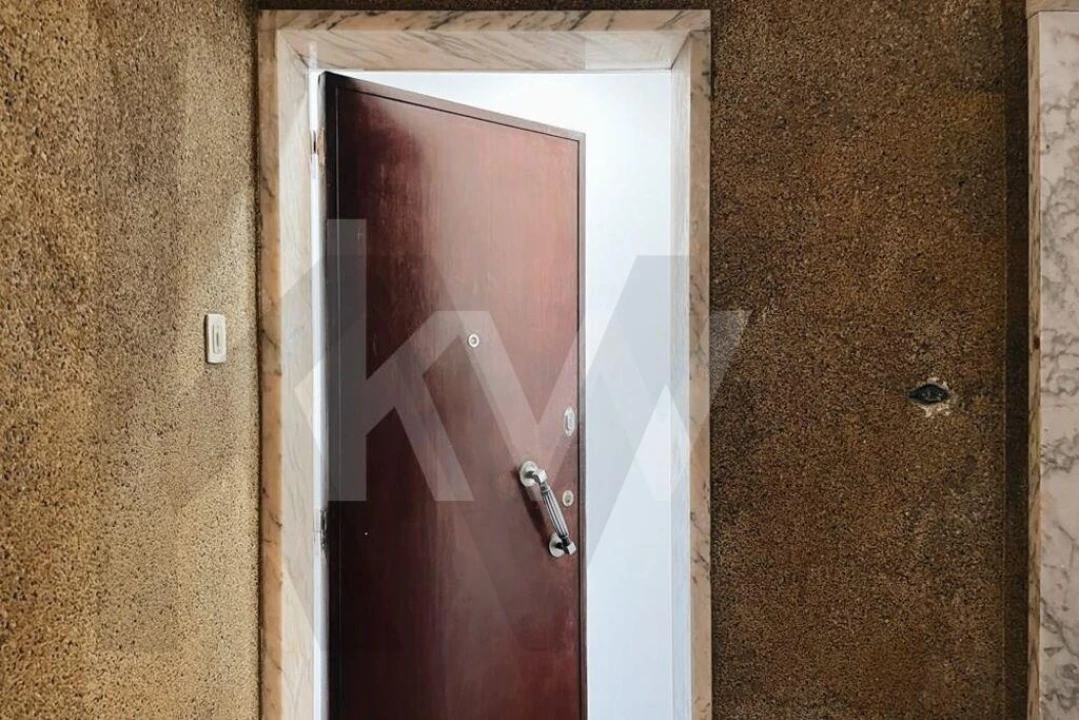 Apartamento T1 para Arrendamento em Algés, Linda-A-Velha e Cruz Quebrada-Dafundo Foto 2