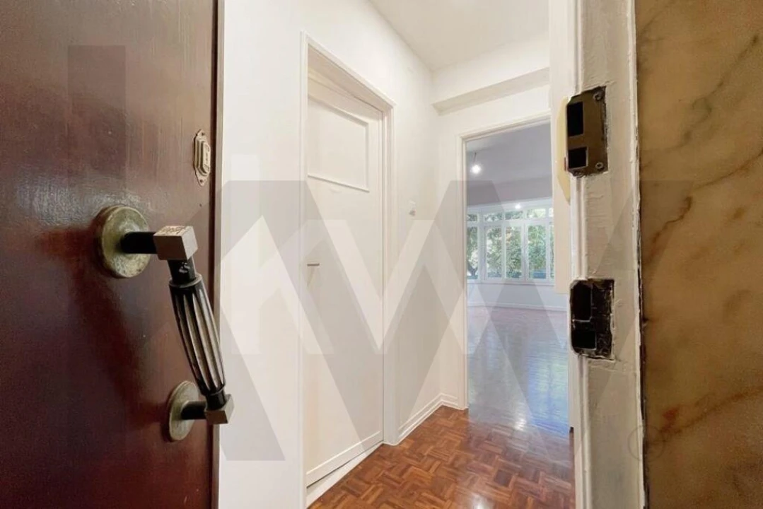 Apartamento T1 para Arrendamento em Algés, Linda-A-Velha e Cruz Quebrada-Dafundo Foto 3