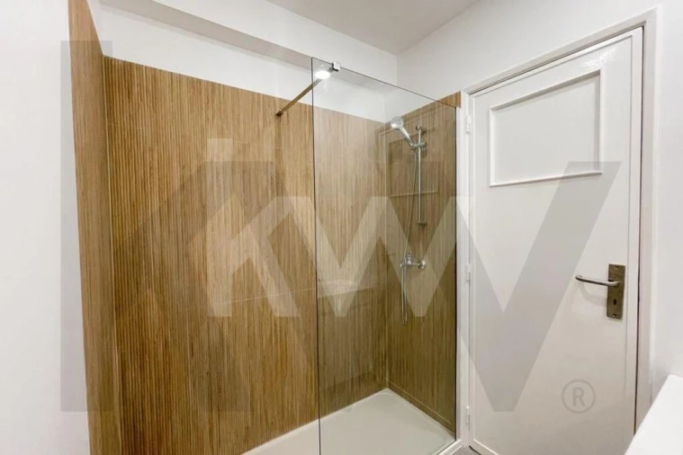 Apartamento T1 para Arrendamento em Algés, Linda-A-Velha e Cruz Quebrada-Dafundo Foto 12