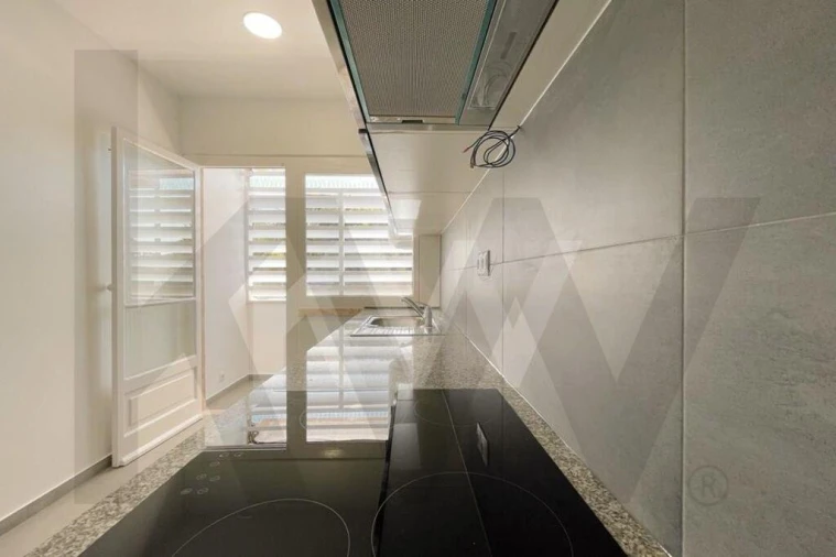 Apartamento T1 para Arrendamento em Algés, Linda-A-Velha e Cruz Quebrada-Dafundo Foto 24