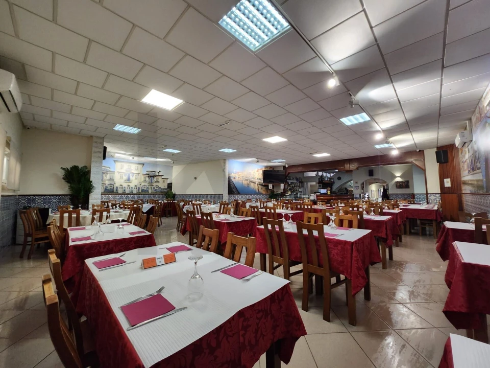 Negócio para Trespasse em Requeixo, Nossa Senhora de Fátima e Nariz Foto 8