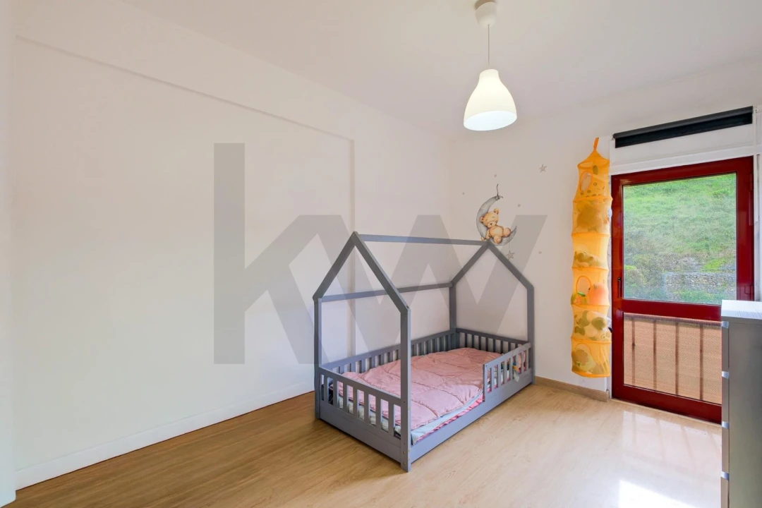 Apartamento T2 para Venda em Agualva e Mira-Sintra Foto 13