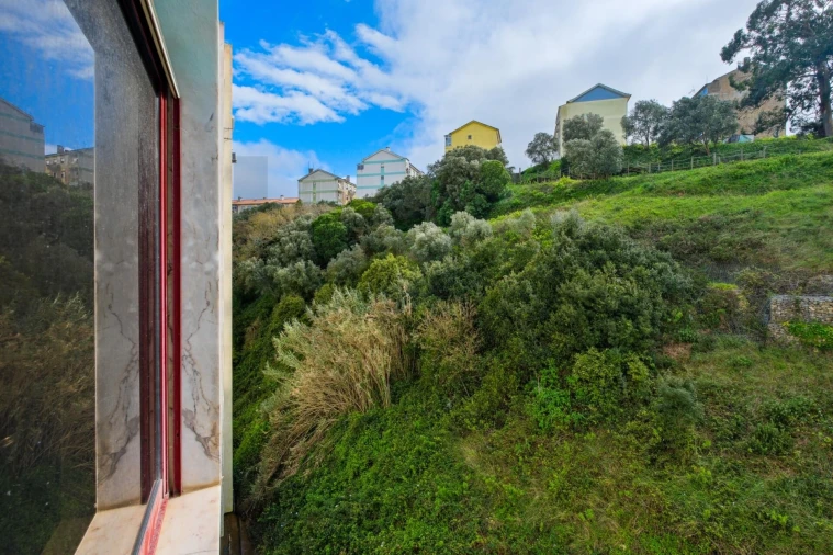 Apartamento T2 para Venda em Agualva e Mira-Sintra Foto 11