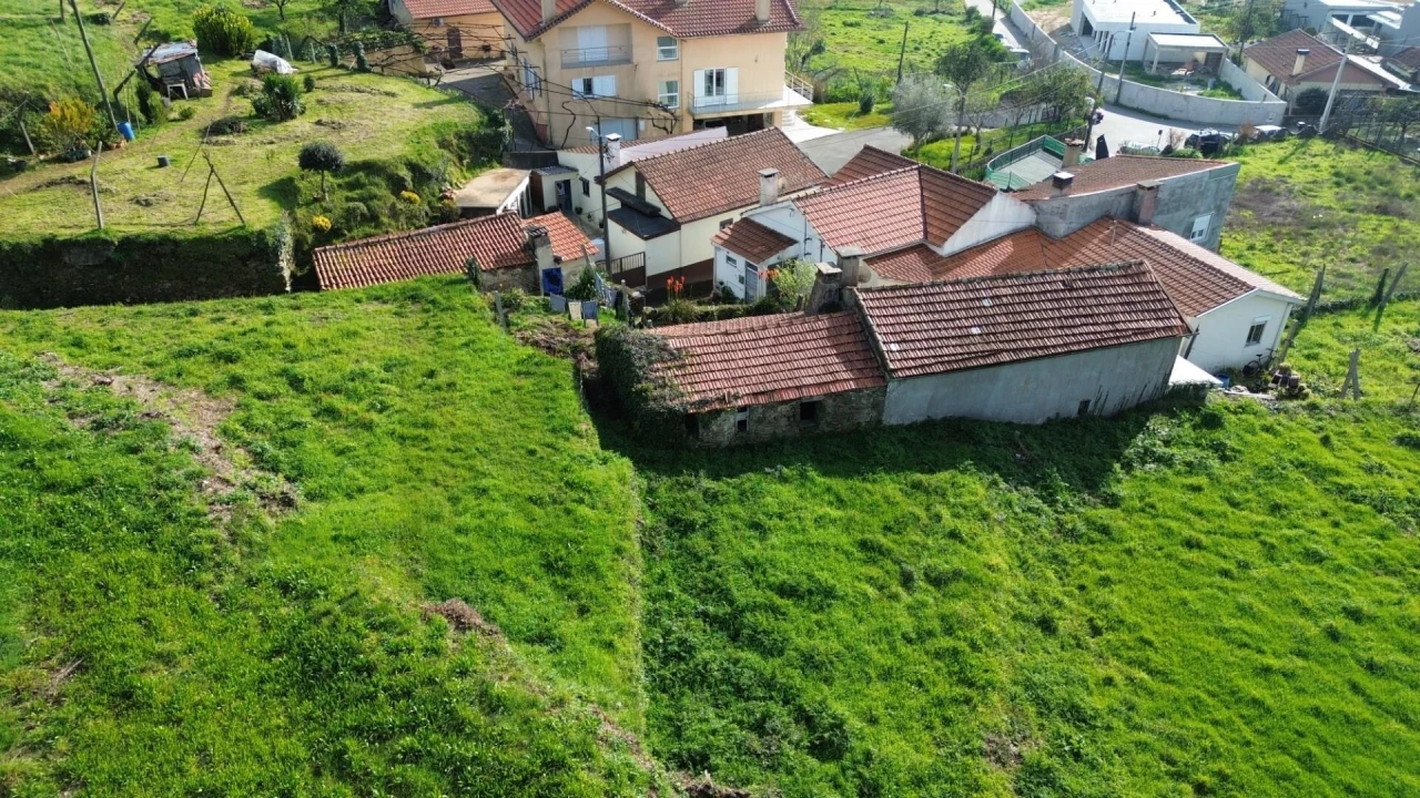 Moradia T2 para Venda em O. Azeméis, Riba-Ul, Ul, Macinhata Seixa, Madail Foto 12