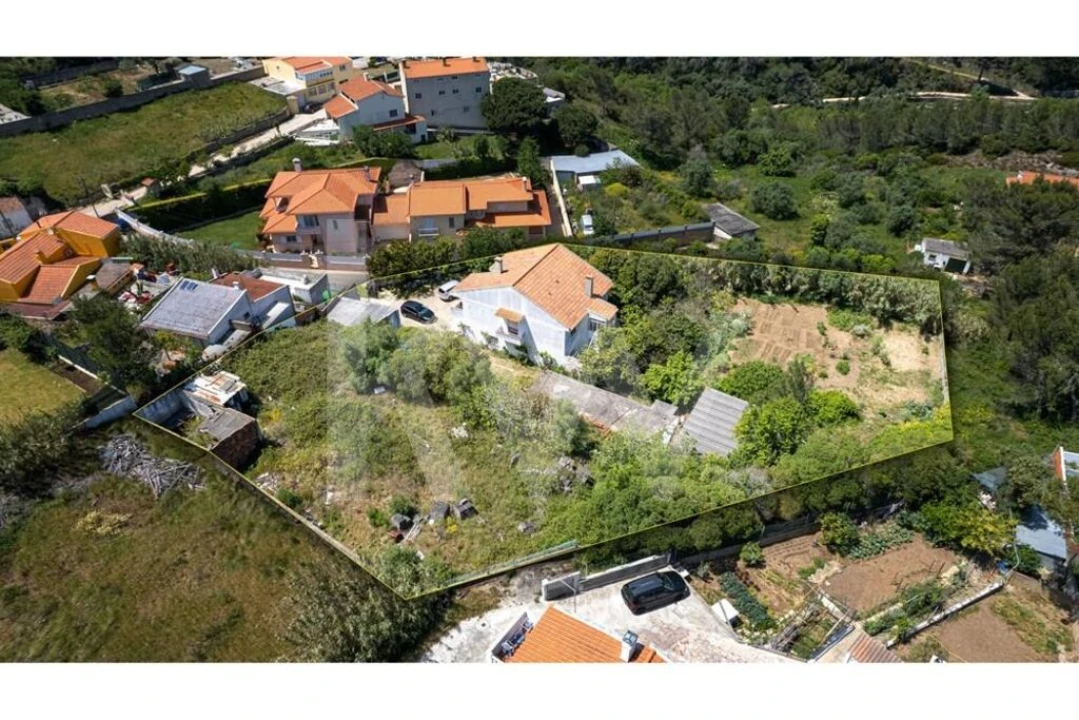 Terreno para Venda em Alcabideche Foto 1