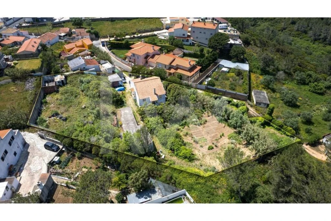 Terreno para Venda em Alcabideche Foto 2