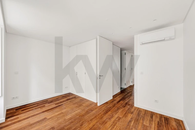 Apartamento T3 para Venda em Arroios Foto 13