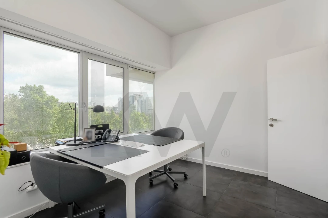 Escritório para Arrendamento em Olivais Foto 15