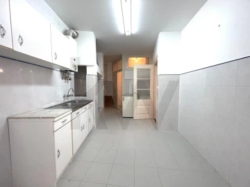 Apartamento T3 para Venda em Misericórdia