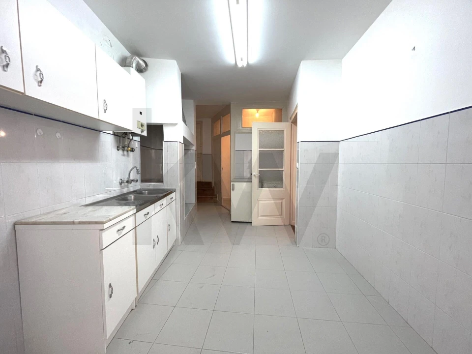 Apartamento T3 para Venda em Misericórdia Foto 4
